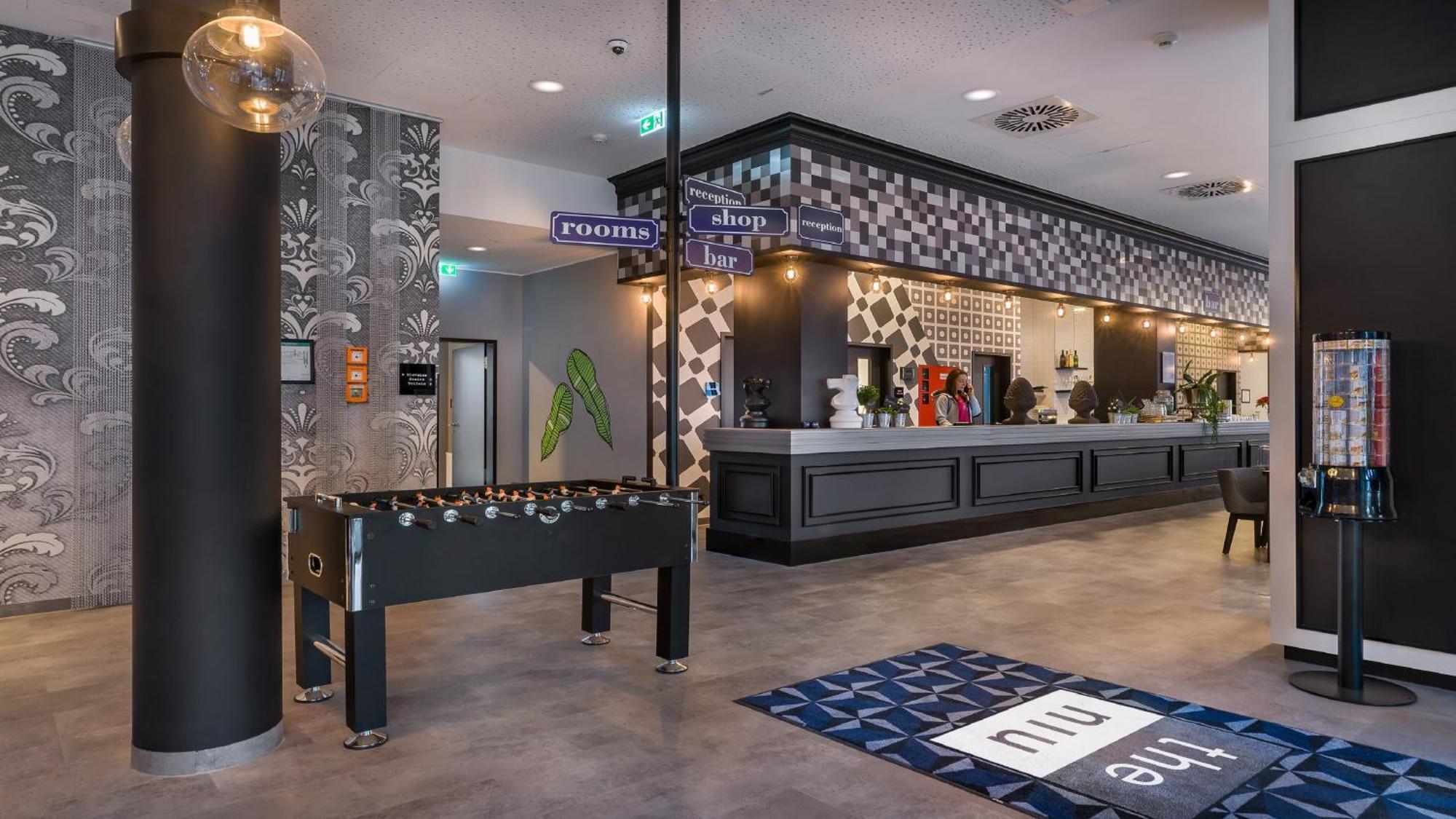 Hotel - The Niu, Square By Ihg MHG